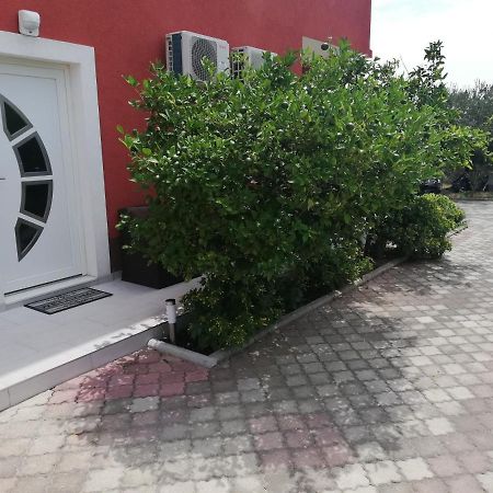 Modern Apartment Near Split & Trogir Kaštela المظهر الخارجي الصورة