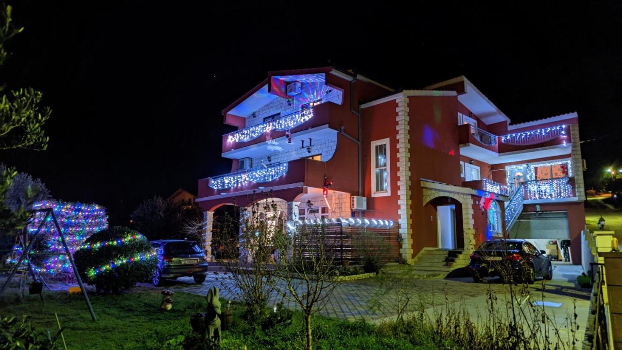 Modern Apartment Near Split & Trogir Kaštela المظهر الخارجي الصورة