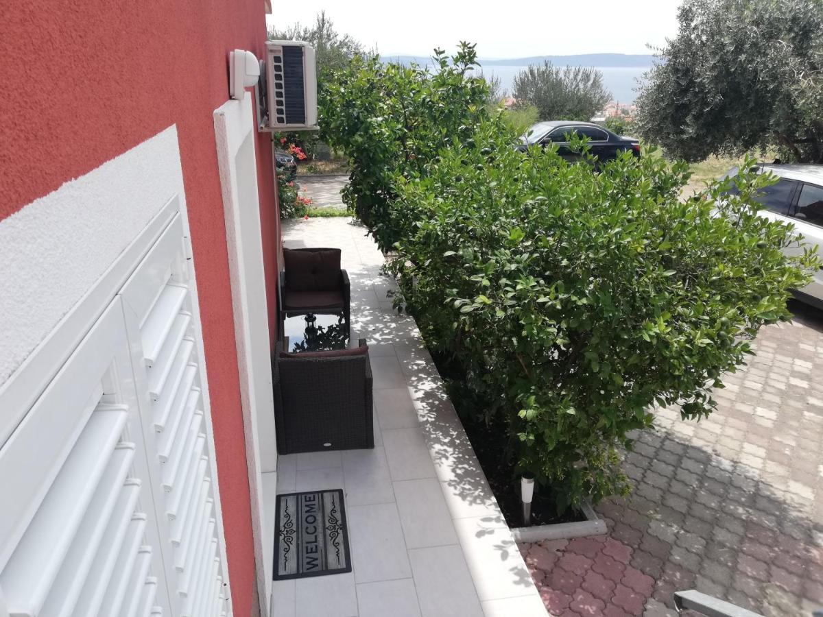 Modern Apartment Near Split & Trogir Kaštela المظهر الخارجي الصورة