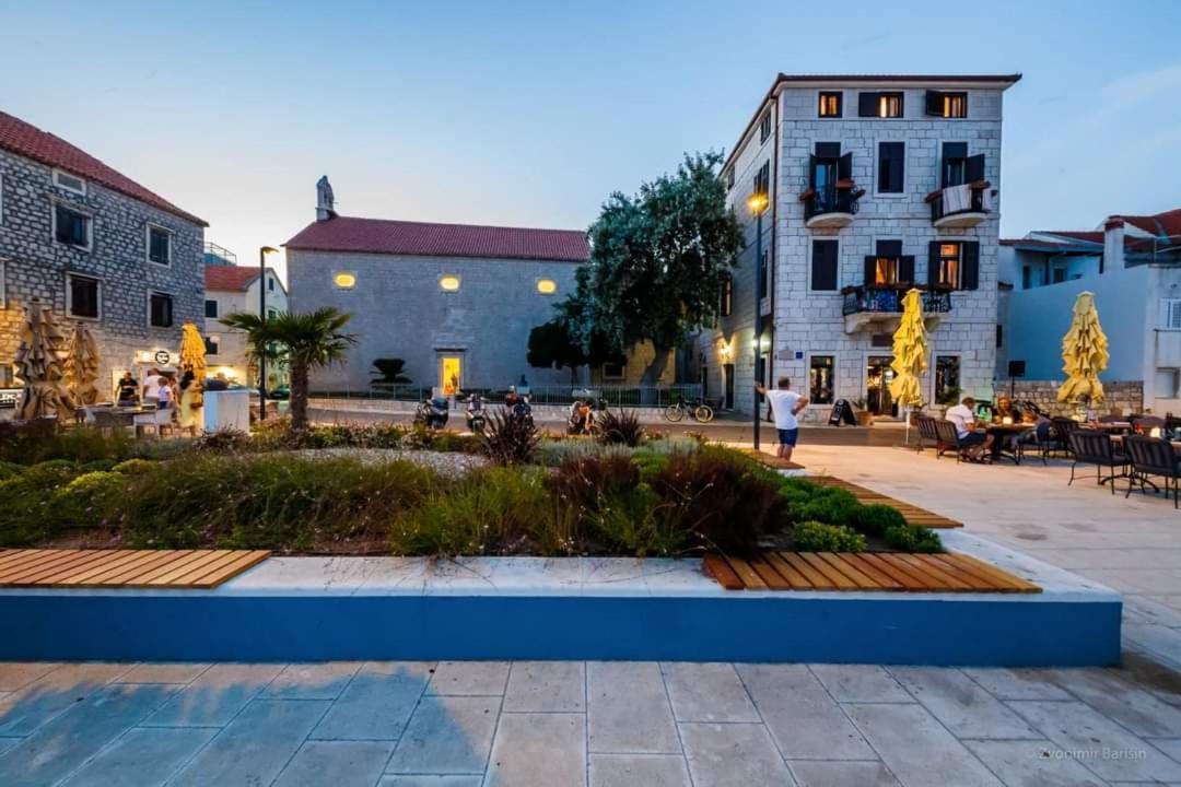 Modern Apartment Near Split & Trogir Kaštela المظهر الخارجي الصورة