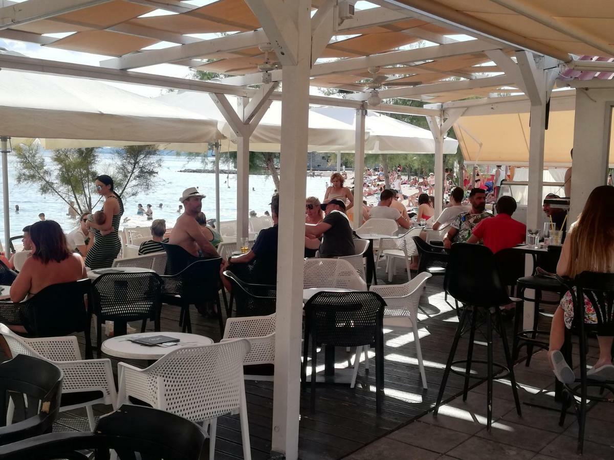 Modern Apartment Near Split & Trogir Kaštela المظهر الخارجي الصورة